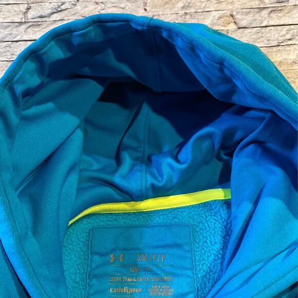 Ladies small Under Armour hoodie - Picture 6 of 9